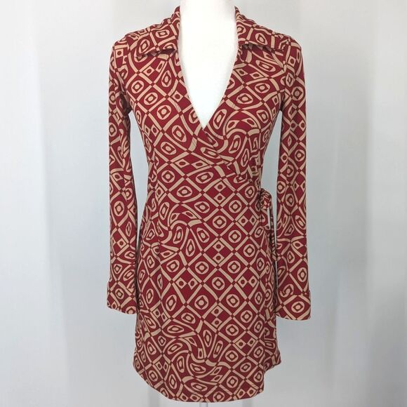 Vintage Johnny Was Red Tan Long Sleeve Collared 60s Mini Wrap Dress X-Small XS - Picture 1 of 7